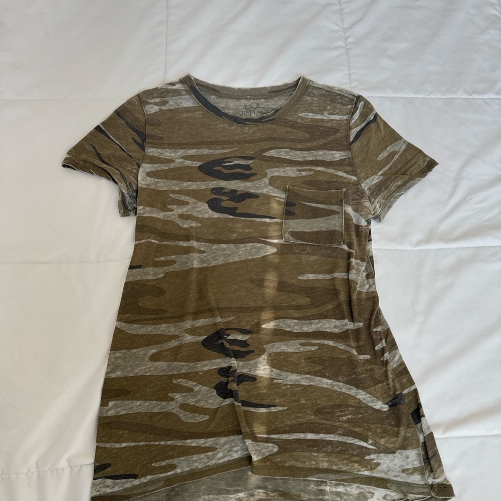 Camo women’s T-Shirt